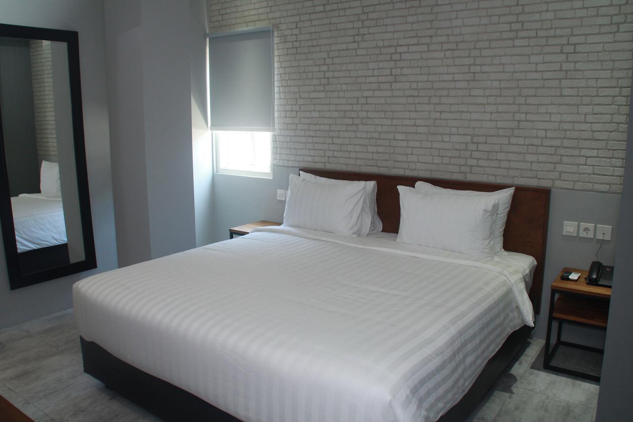 Hotel Nite & Day Surabaya - Kedungdoro Extérieur photo