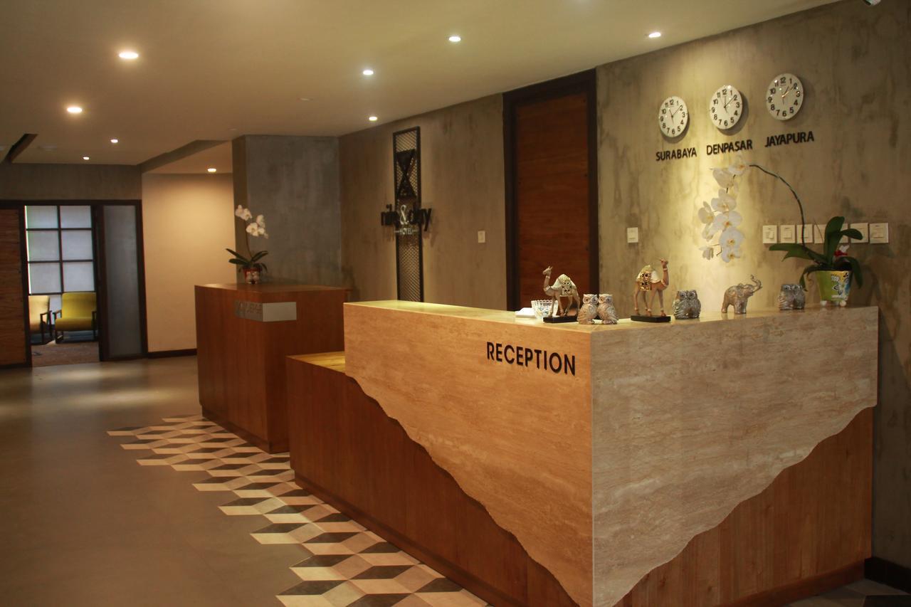 Hotel Nite & Day Surabaya - Kedungdoro Extérieur photo